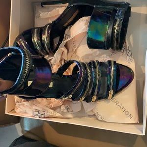 Galaxy color heels